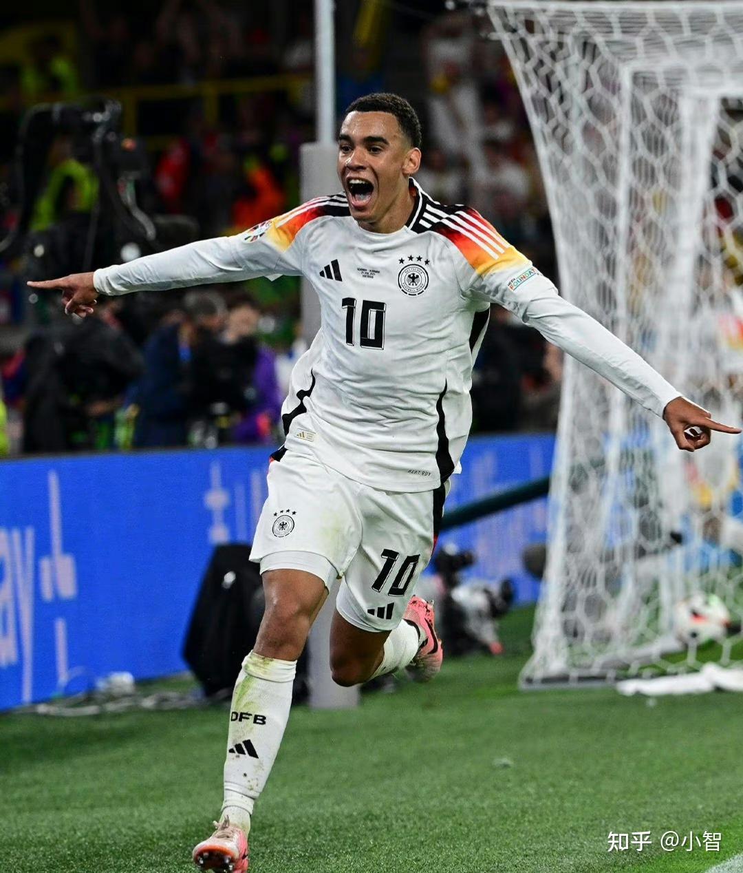 德国队在丹麦取得胜利，晋级半决赛
