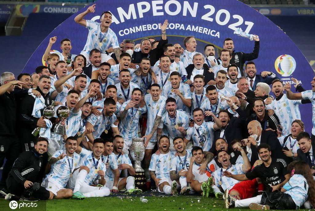 美洲杯赛半决赛淘汰赛劲开，巴西巨星青睐冲击冠军的简单介绍