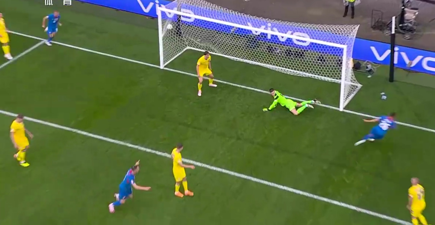 包含荷兰比逆转乌克兰，实现胜利的词条