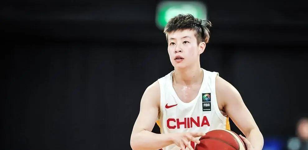  TheShy在公牛比赛中大胜，战术调整引发热议！